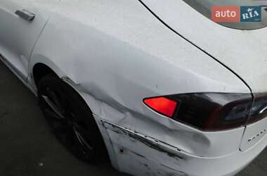 Ліфтбек Tesla Model S 2018 в Чернівцях