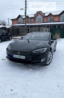 Ліфтбек Tesla Model S 2018 в Звенигородці