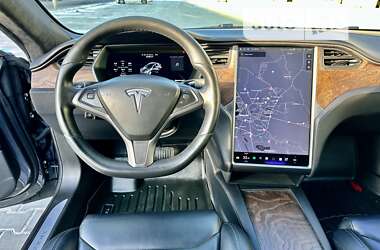 Лифтбек Tesla Model S 2018 в Тернополе