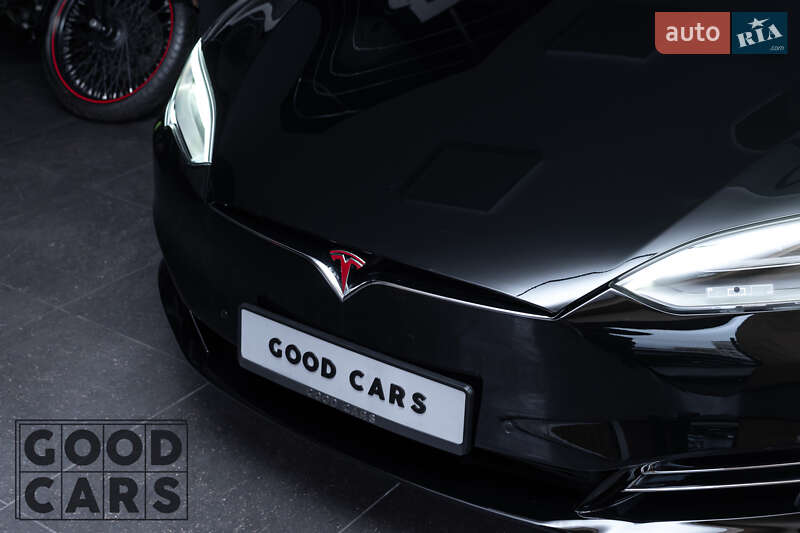 Лифтбек Tesla Model S 2019 в Одессе