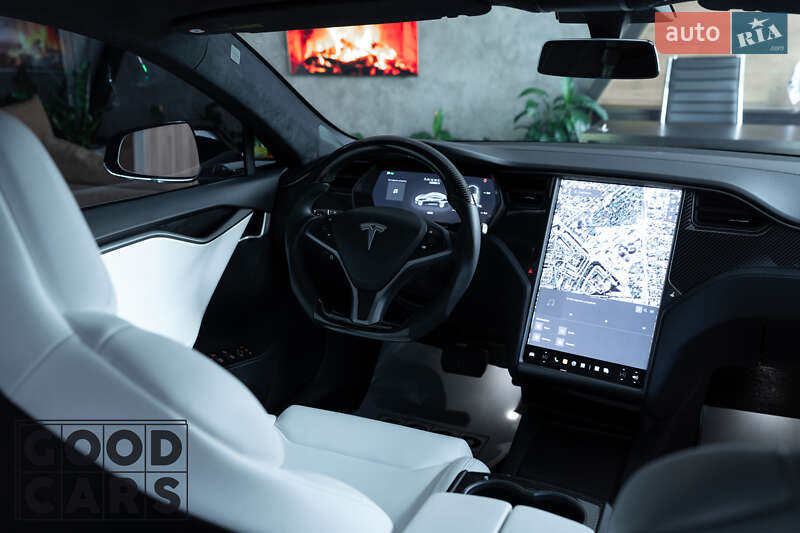 Лифтбек Tesla Model S 2019 в Одессе