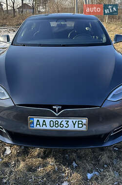 Лифтбек Tesla Model S 2018 в Борисполе