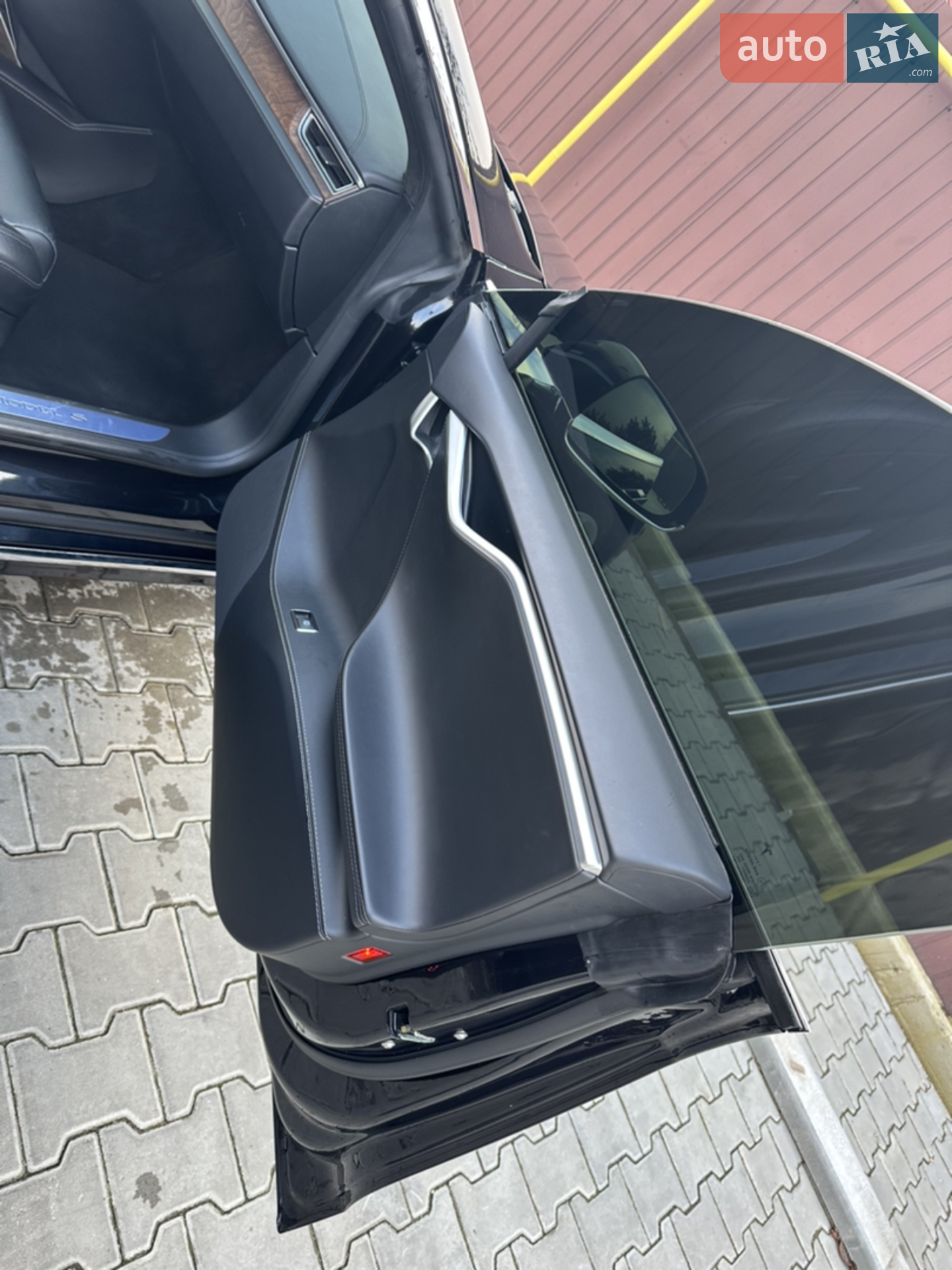 2017 Tesla Model S - мініатюра 9