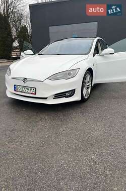 Лифтбек Tesla Model S 2014 в Тернополе