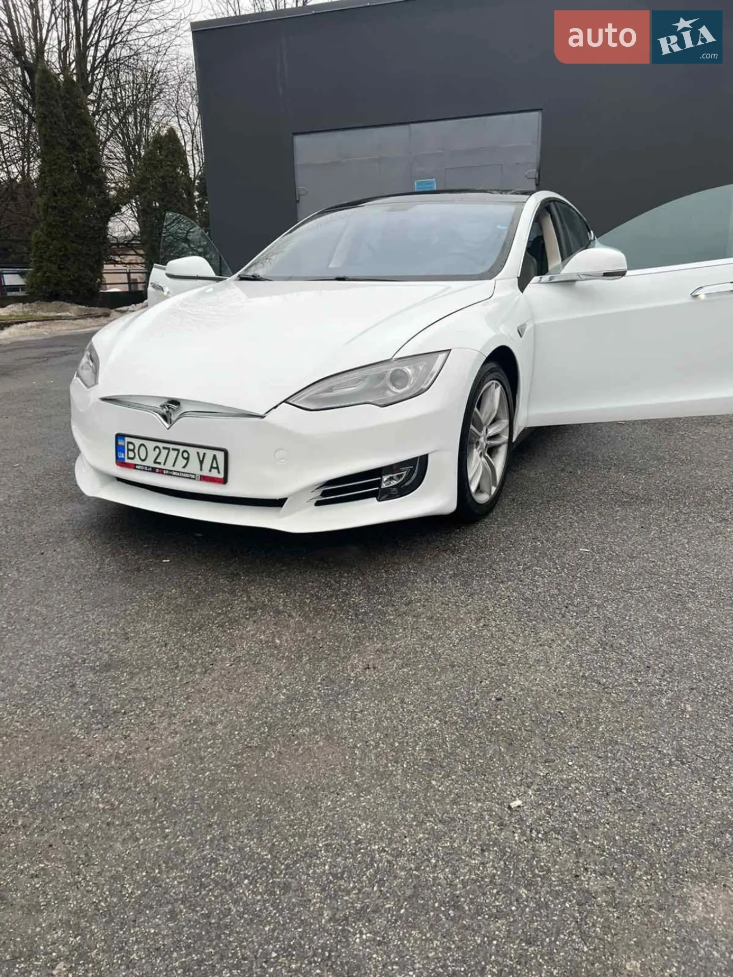 2014 Tesla Model S - мініатюра 15