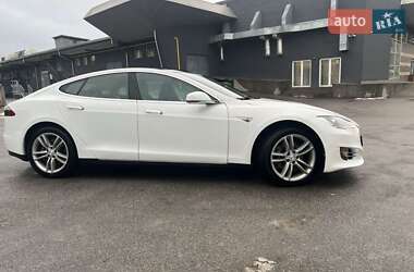 Лифтбек Tesla Model S 2014 в Тернополе