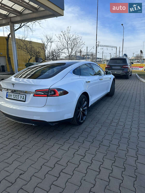 Ліфтбек Tesla Model S 2012 в Одесі