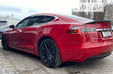 Лифтбек Tesla Model S 2019 в Киеве