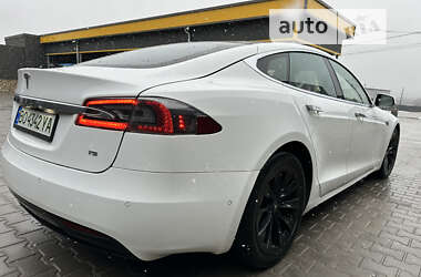 Лифтбек Tesla Model S 2016 в Тернополе