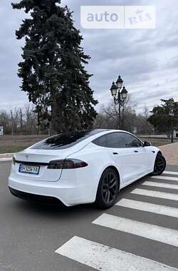 Лифтбек Tesla Model S 2022 в Одессе