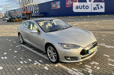 Лифтбек Tesla Model S 2013 в Ковеле