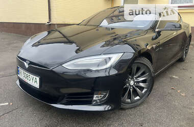 Ліфтбек Tesla Model S 2017 в Києві