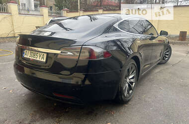 Ліфтбек Tesla Model S 2017 в Києві