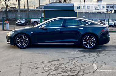 Ліфтбек Tesla Model S 2013 в Києві