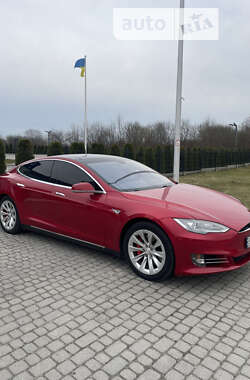 Лифтбек Tesla Model S 2014 в Львове