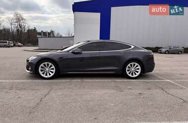 Лифтбек Tesla Model S 2018 в Днепре