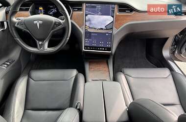 Лифтбек Tesla Model S 2018 в Днепре