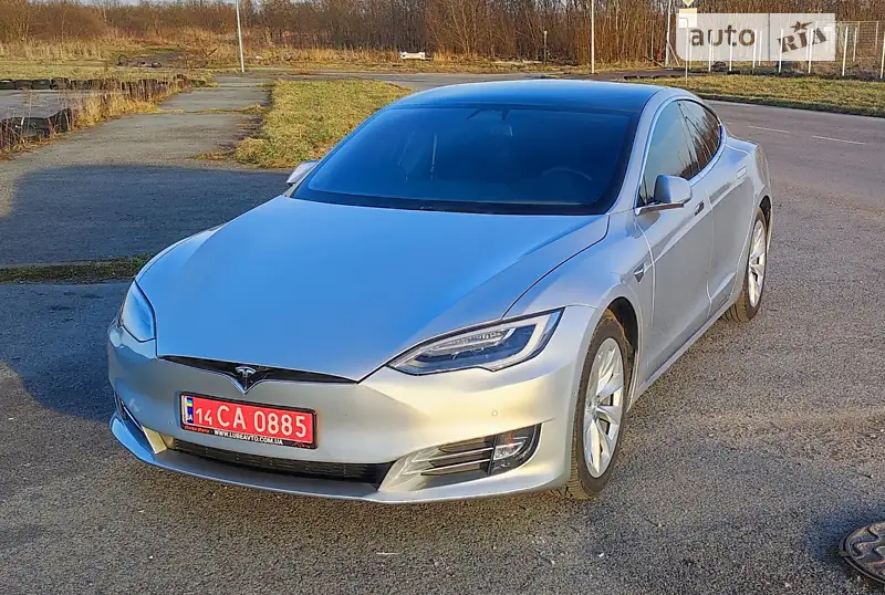Tesla Model S