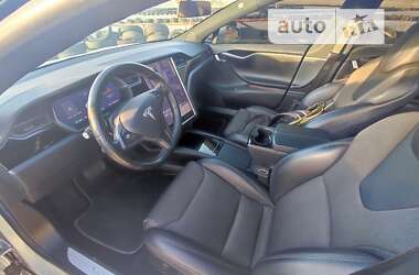 Лифтбек Tesla Model S 2018 в 