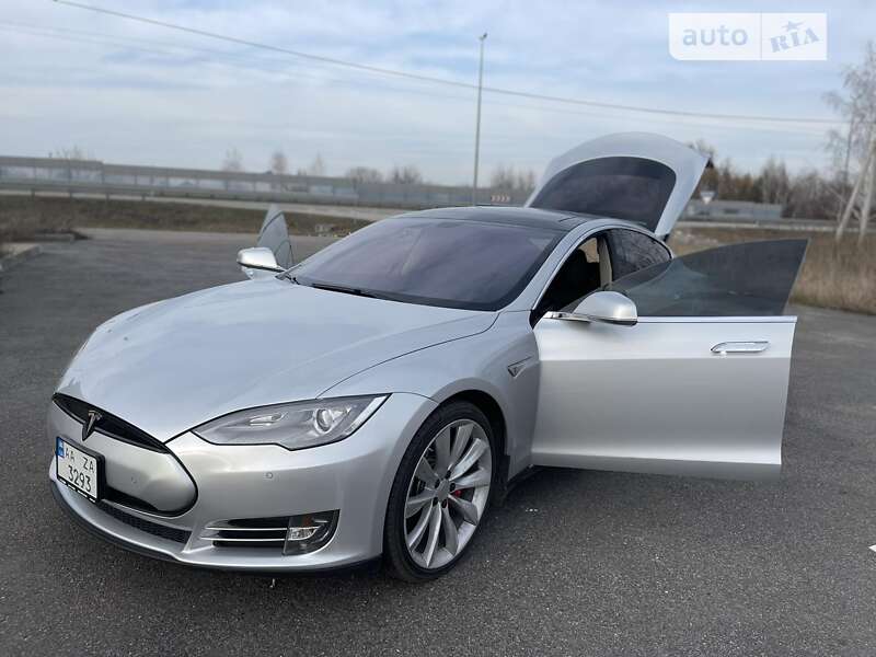 Ліфтбек Tesla Model S 2013 в Києві фото 2 Ліфтбек Tesla Model S 2013 в Києві