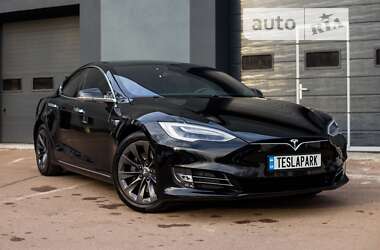 Ліфтбек Tesla Model S 2018 в Києві