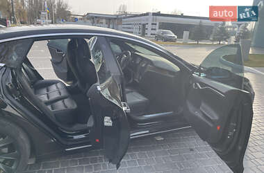 Ліфтбек Tesla Model S 2019 в 