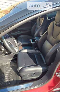 Лифтбек Tesla Model S 2018 в 
