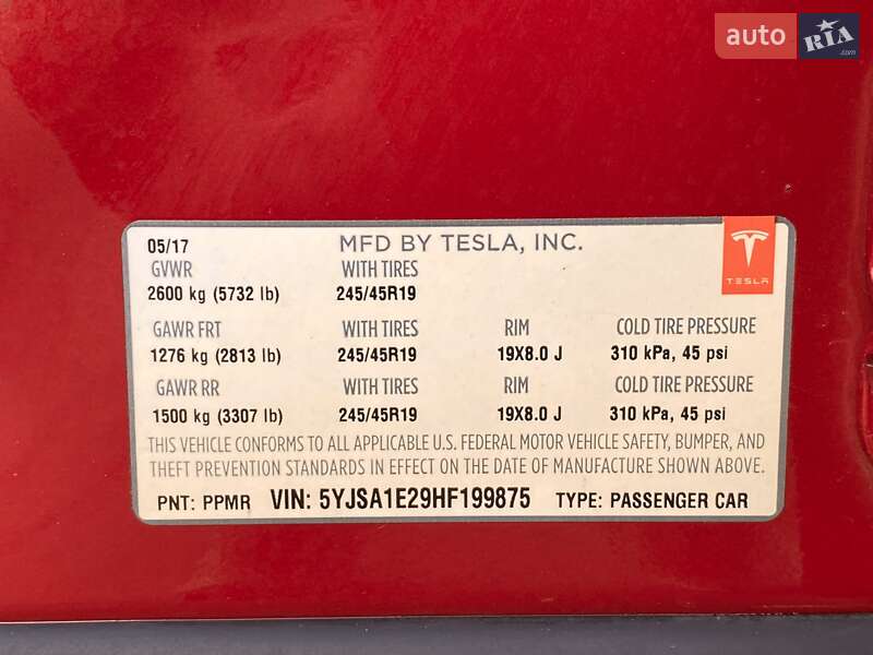 Ліфтбек Tesla Model S 2017 в Львові фото 17 Ліфтбек Tesla Model S 2017 в Львові
