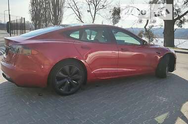 Лифтбек Tesla Model S 2021 в Киеве