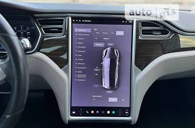 Лифтбек Tesla Model S 2014 в Киеве