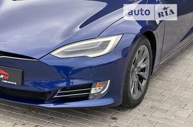 Лифтбек Tesla Model S 2020 в Мукачево