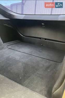 Лифтбек Tesla Model S 2015 в 