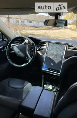 Лифтбек Tesla Model S 2014 в Ивано-Франковске