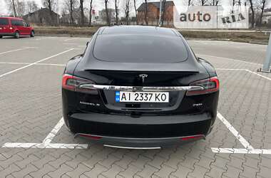 Ліфтбек Tesla Model S 2014 в Вишгороді
