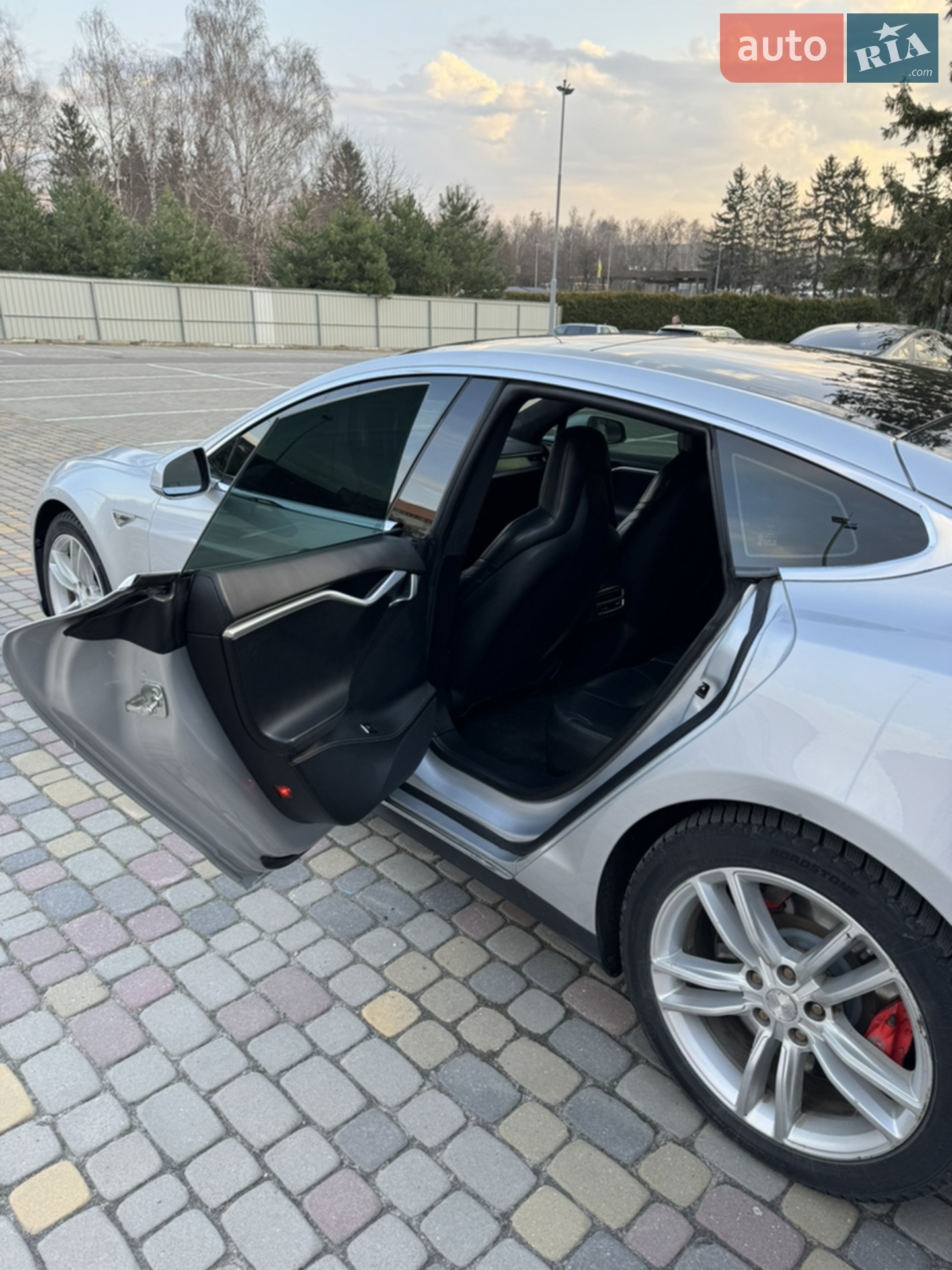 2015 Tesla Model S - мініатюра 18