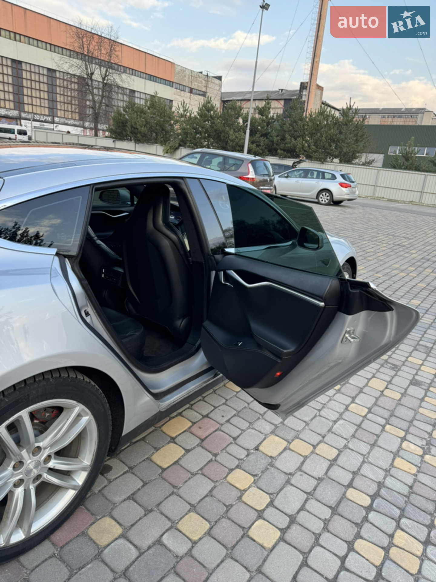 2015 Tesla Model S - мініатюра 22