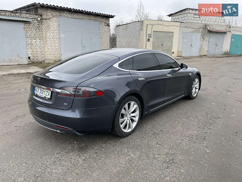 Лифтбек Tesla Model S 2014 в Харькове