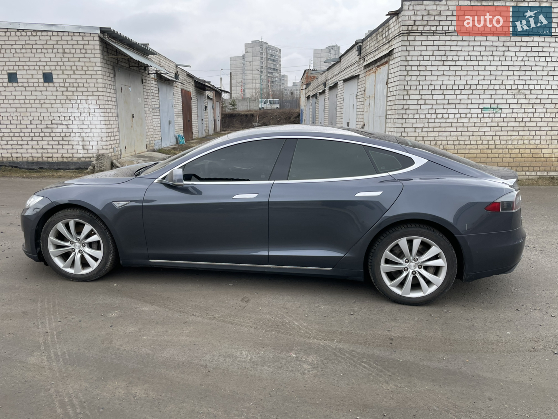 2014 Tesla Model S - мініатюра 4