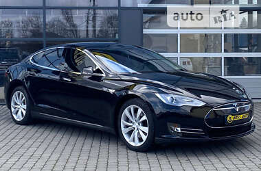 Ліфтбек Tesla Model S 2014 в Івано-Франківську