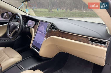 Лифтбек Tesla Model S 2017 в 