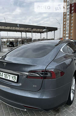 Лифтбек Tesla Model S 2014 в Киеве