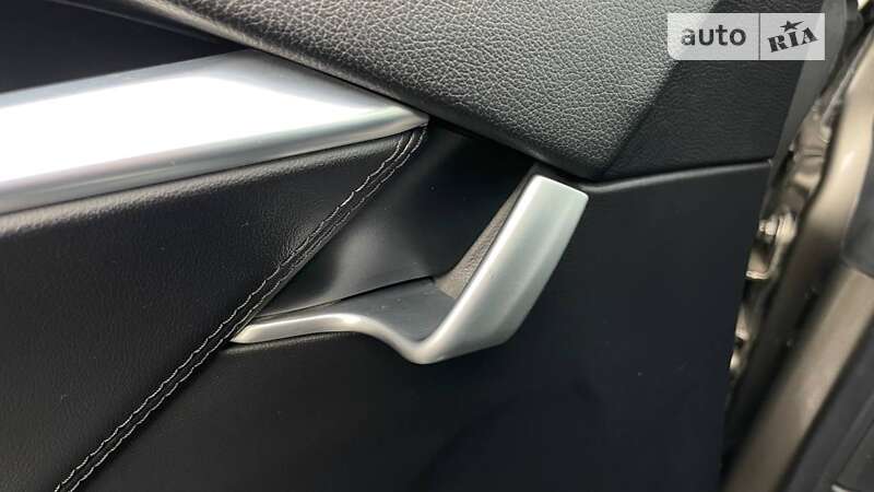 Лифтбек Tesla Model S 2016 в Хусте