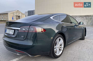 Лифтбек Tesla Model S 2014 в 