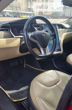 Ліфтбек Tesla Model S 2014 в Житомирі