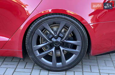 Лифтбек Tesla Model S 2021 в Днепре