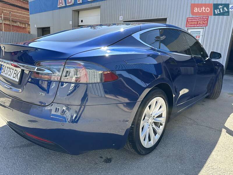 Лифтбек Tesla Model S 2017 в Кропивницком фото 6 Лифтбек Tesla Model S 2017 в Кропивницком