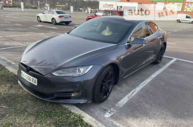 Лифтбек Tesla Model S 2014 в Броварах