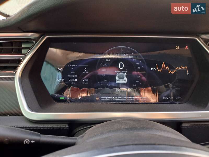 Лифтбек Tesla Model S 2013 в Каменец-Подольском