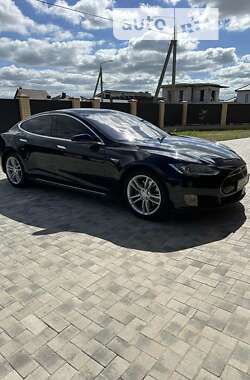 Лифтбек Tesla Model S 2013 в Виннице