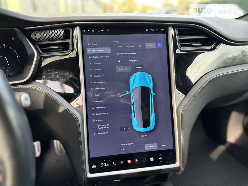 Ліфтбек Tesla Model S 2018 в Львові
